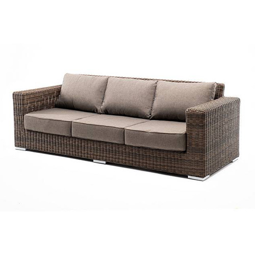 Трехместные