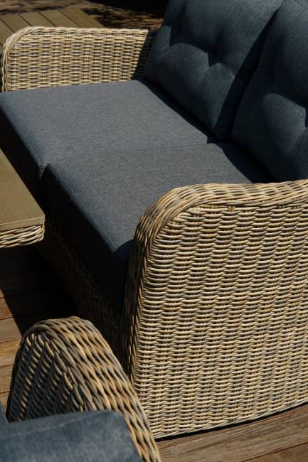 Диван 2-х местный "Венеция", коричневый Диван 2-х местный "Венеция", коричневый